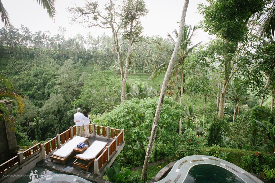 Green lush valley view from our stay at Kamandalu Ubud