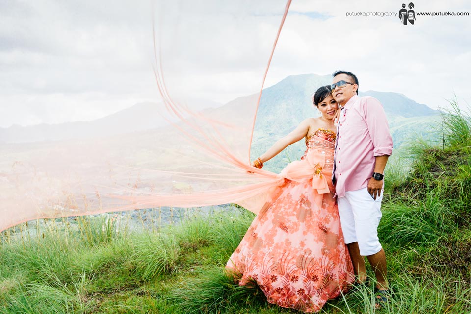 The fabric blow by the breeze of Batur mountain